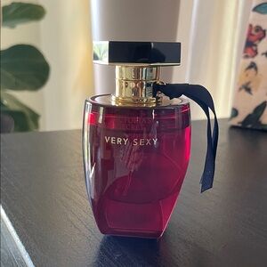 Victoria's Secret Very Sexy Red Perfume 1.7oz